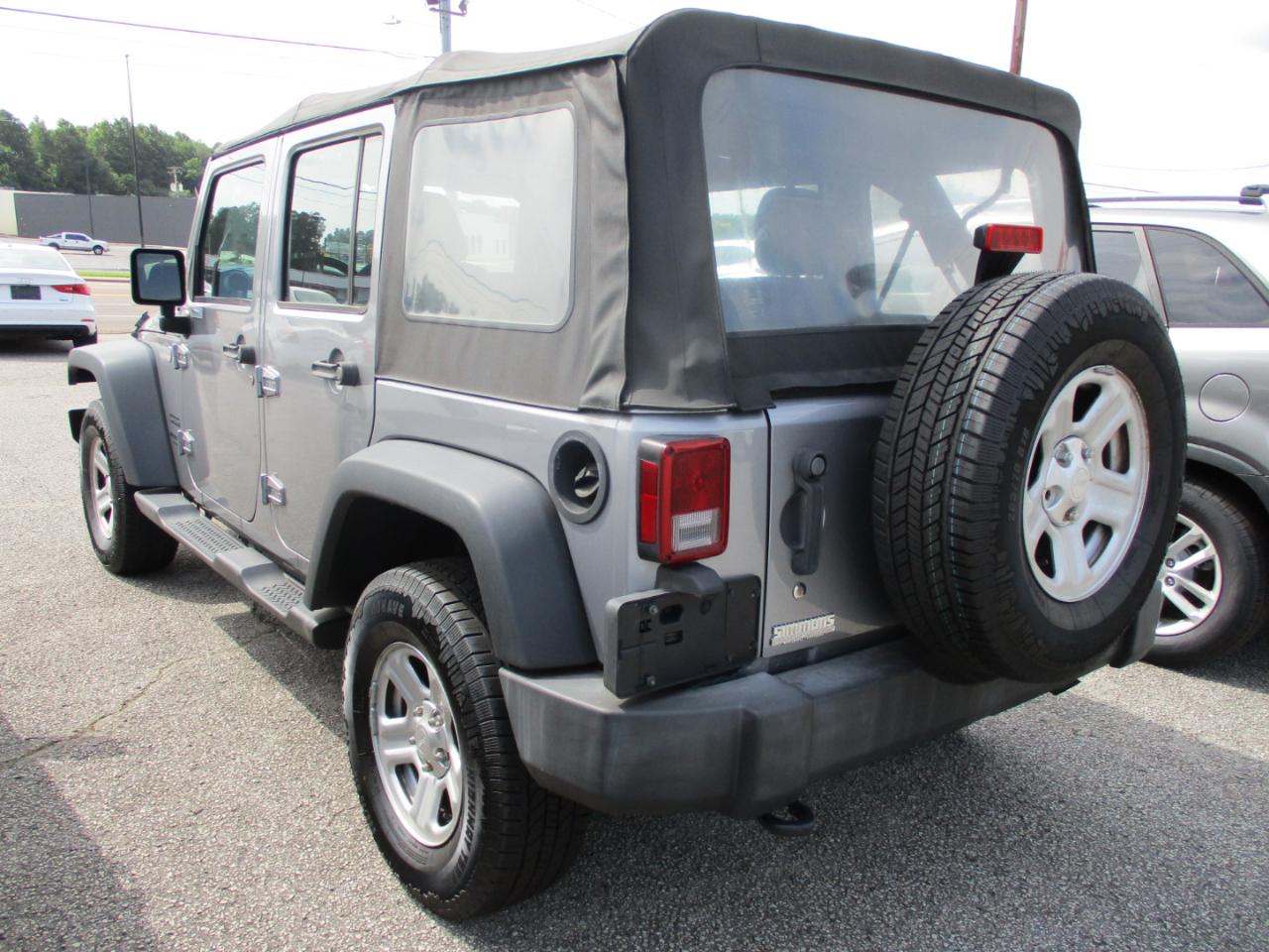 Jeep Wrangler Unlimited Sport 4x4 2017