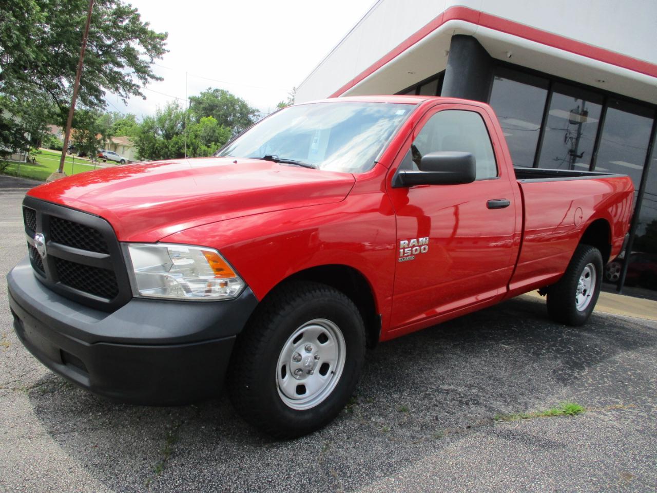2019 RAM 1500 Classic Tradesman 4x2 Reg Cab 8' Box