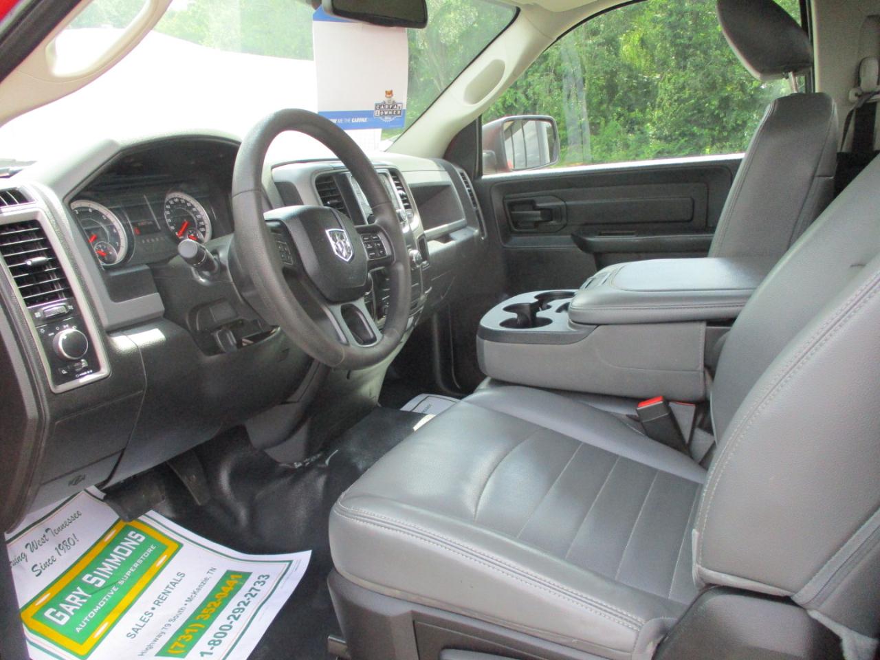 RAM 1500 Classic Tradesman 4x2 Reg Cab 8' Box 2019