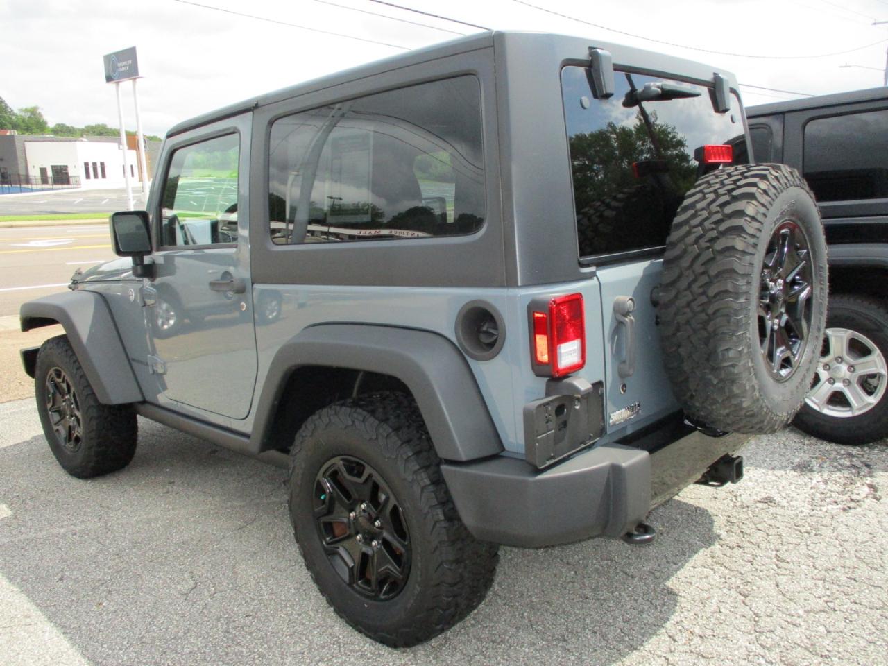 Jeep Wrangler 4WD 2dr Willys Wheeler 2014