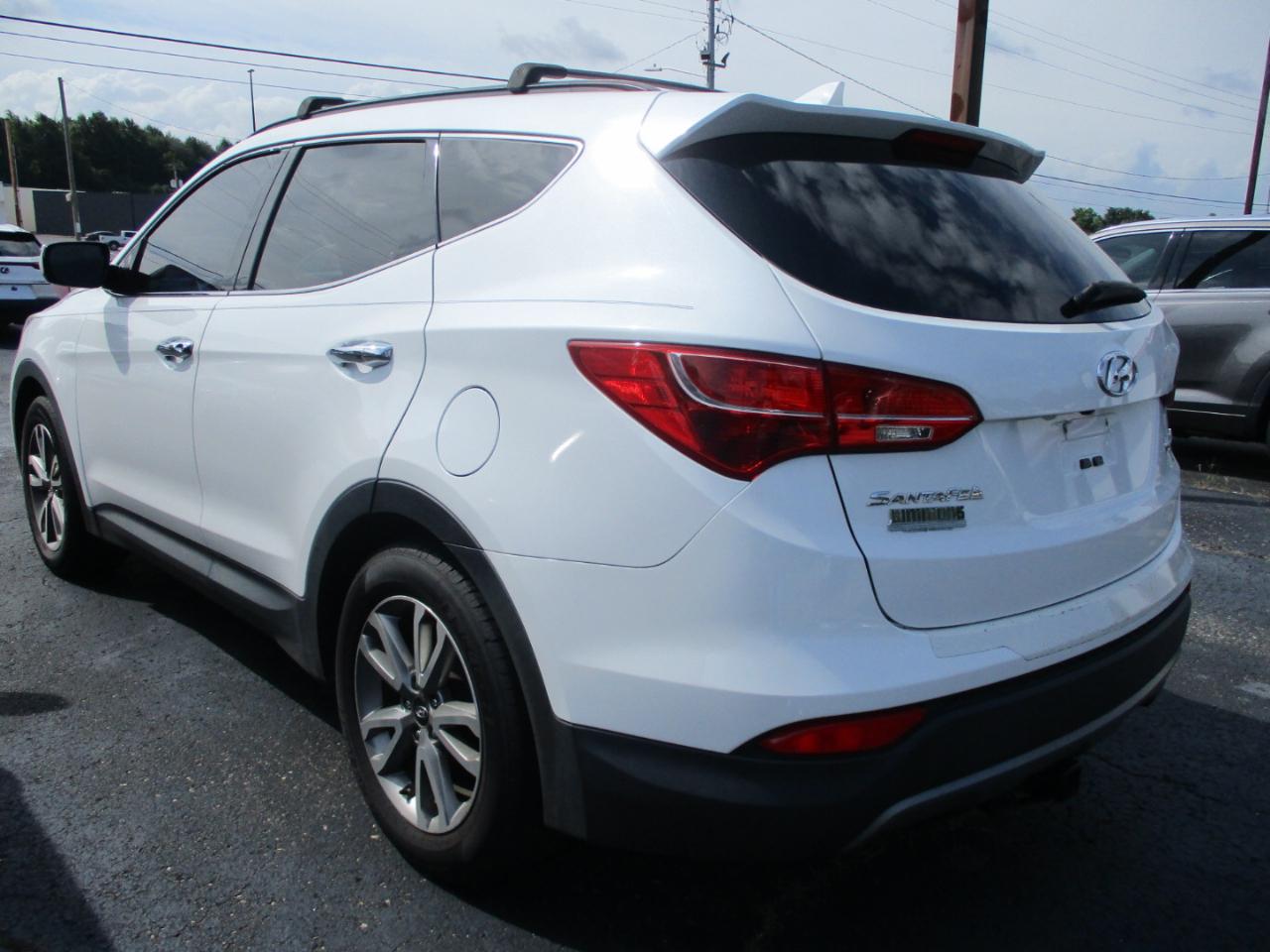 Hyundai Santa Fe Sport FWD 4dr 2.0T 2016