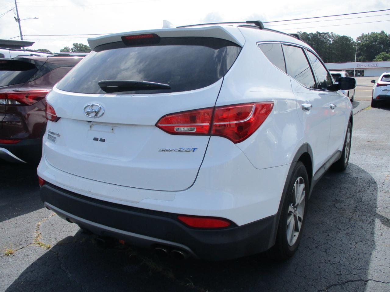Hyundai Santa Fe Sport FWD 4dr 2.0T 2016