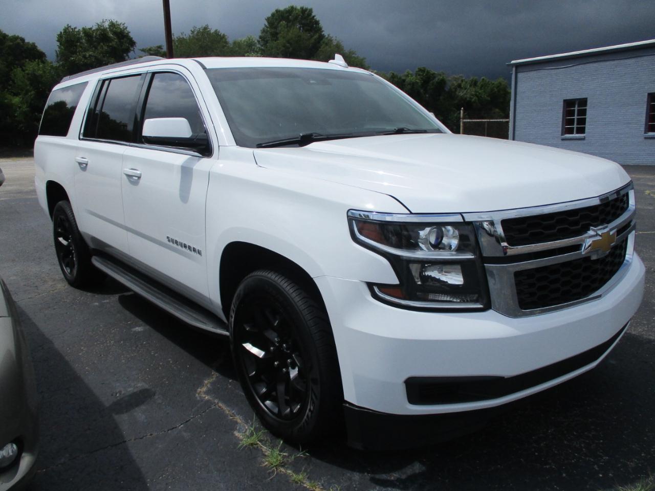 2017 Chevrolet Suburban 4WD 4dr 1500 LT