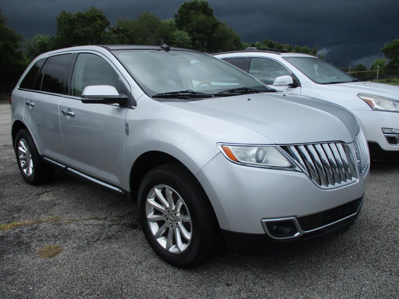 Lincoln MKX FWD 4dr 2013