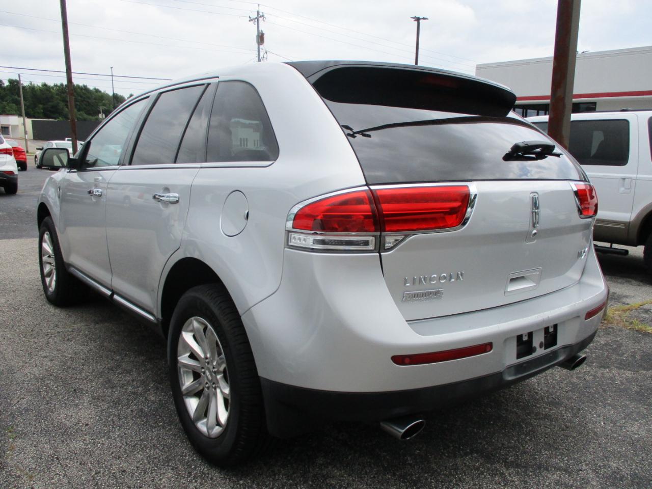 Lincoln MKX FWD 4dr 2013