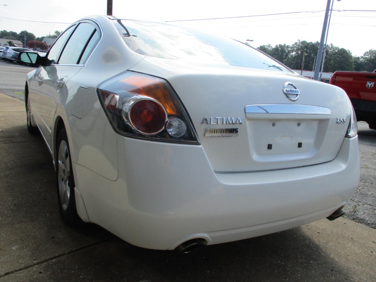 Nissan Altima 4dr Sdn I4 CVT 2.5 S 2008