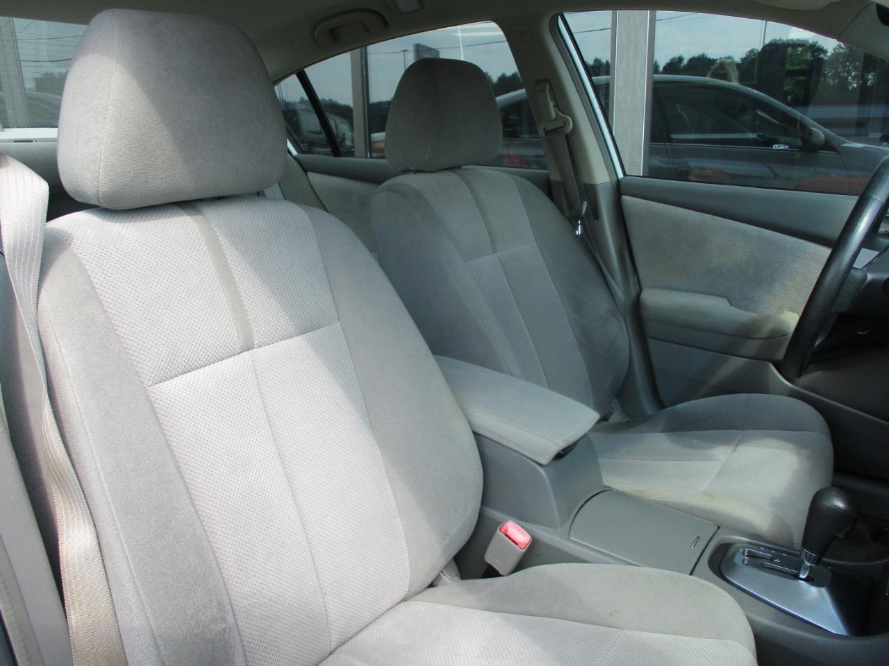 Nissan Altima 4dr Sdn I4 CVT 2.5 S 2008