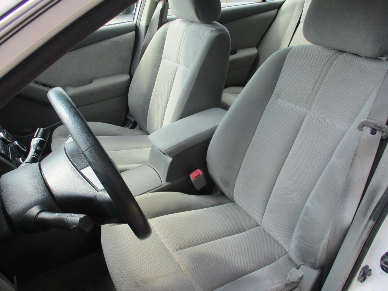 Nissan Altima 4dr Sdn I4 CVT 2.5 S 2008