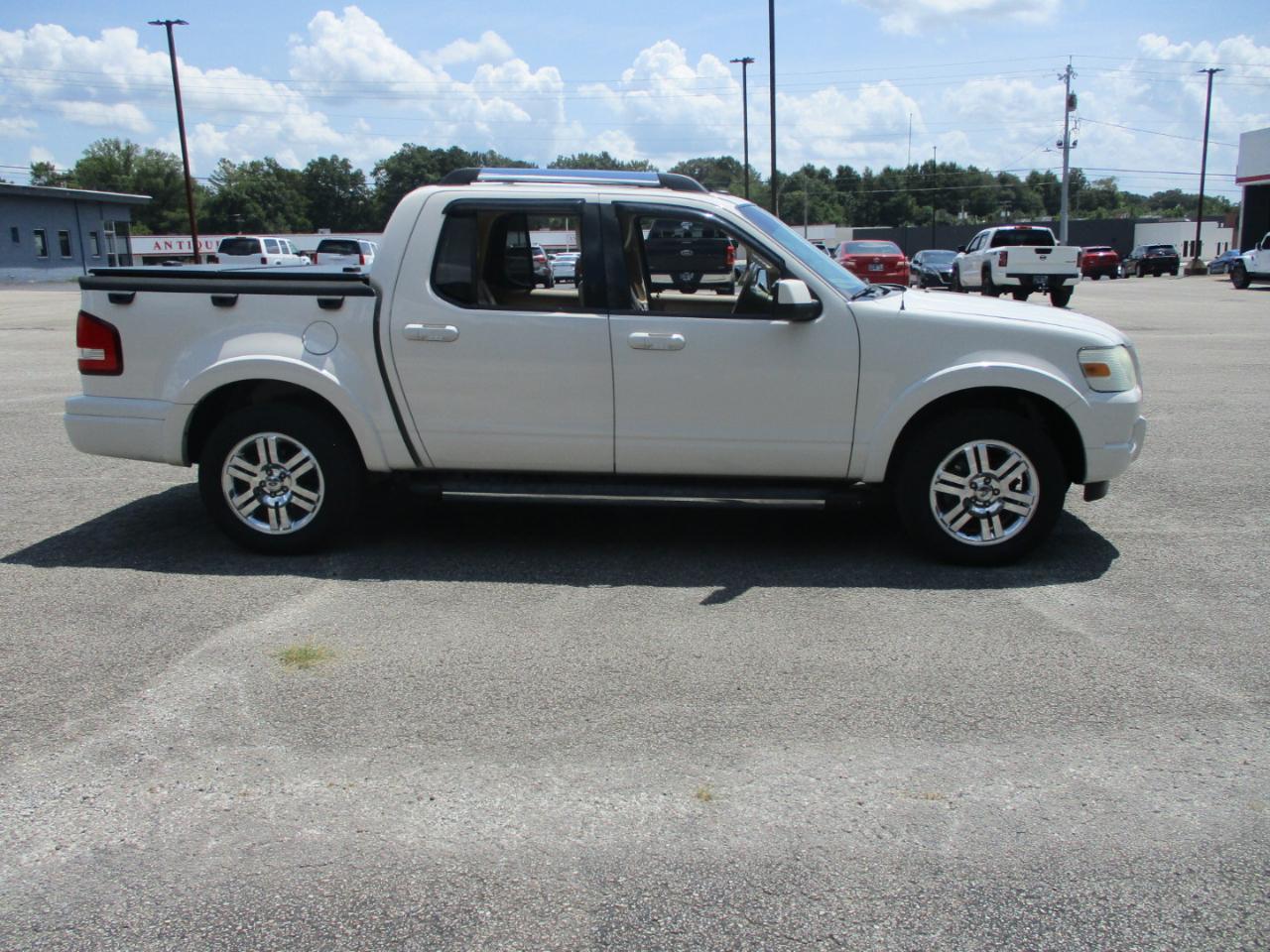 Ford Explorer Sport Trac RWD 4dr Limited 2010