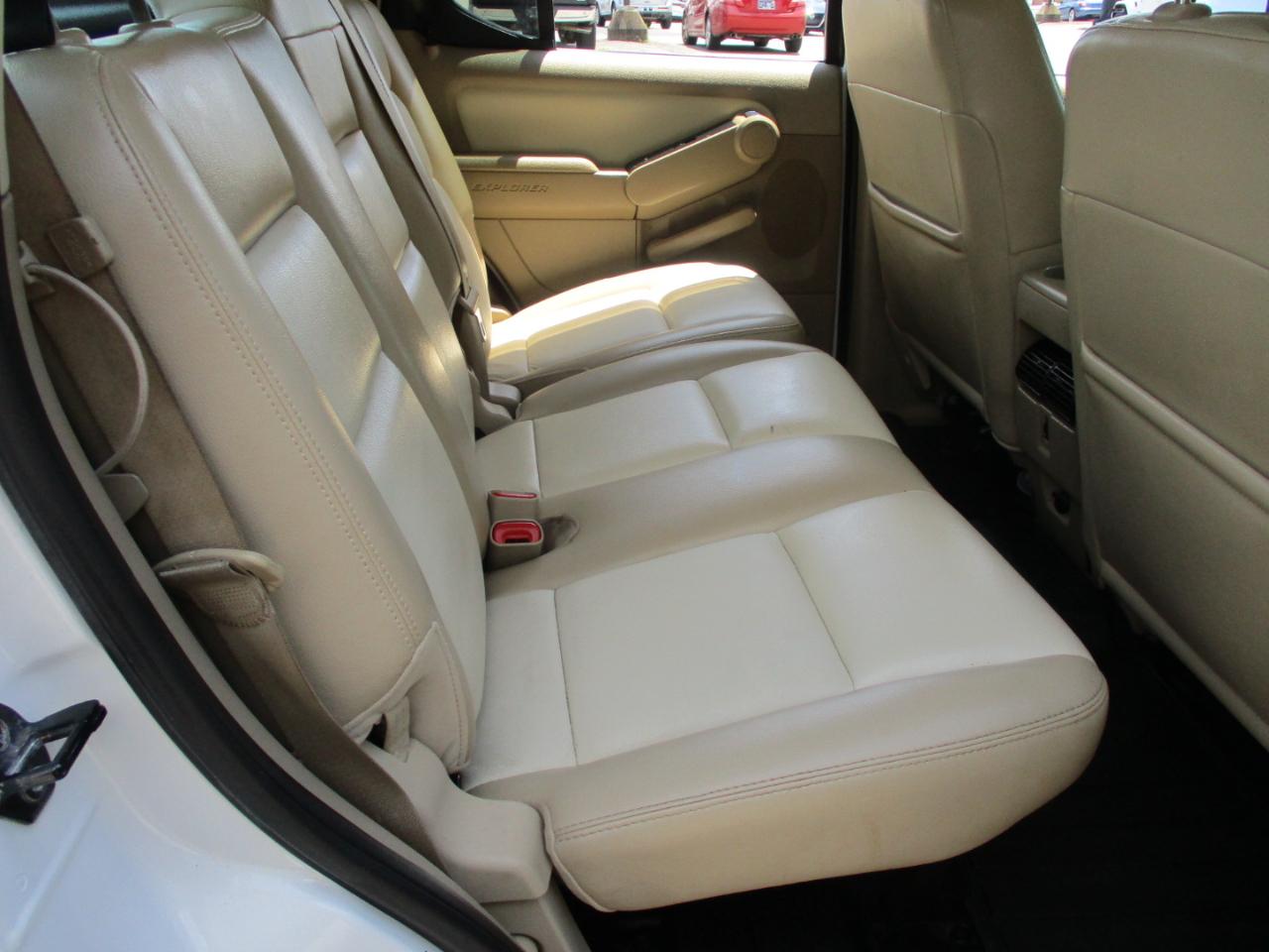 Ford Explorer Sport Trac RWD 4dr Limited 2010
