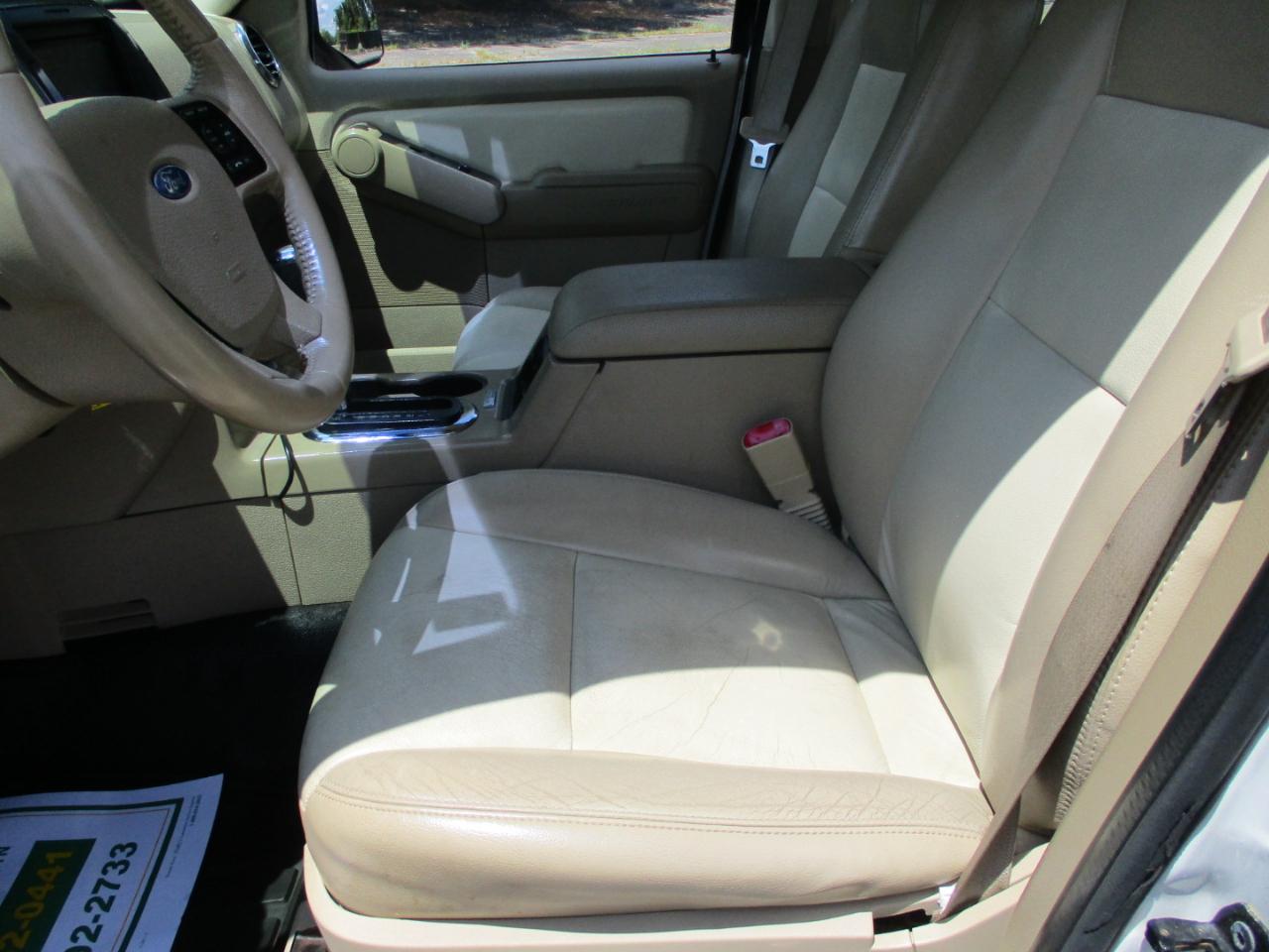 Ford Explorer Sport Trac RWD 4dr Limited 2010