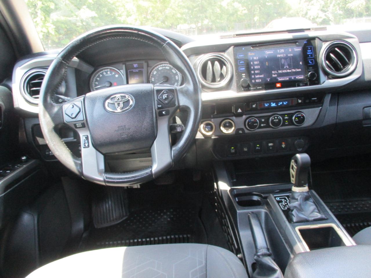 Toyota Tacoma 4WD Double Cab V6 MT TRD Off Road (Natl) 2016