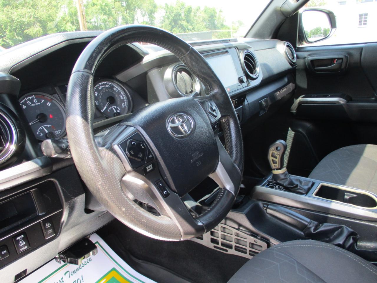 Toyota Tacoma 4WD Double Cab V6 MT TRD Off Road (Natl) 2016