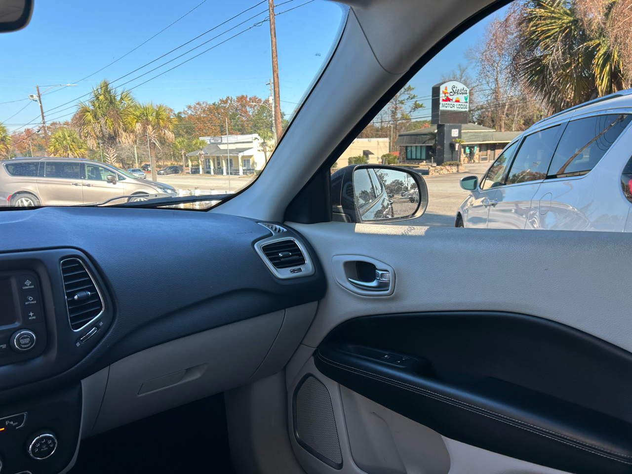 Jeep Compass Latitude FWD 2018