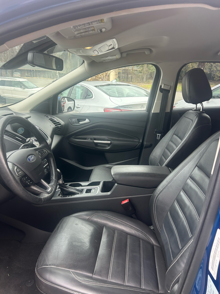 Ford Escape Titanium FWD 2017