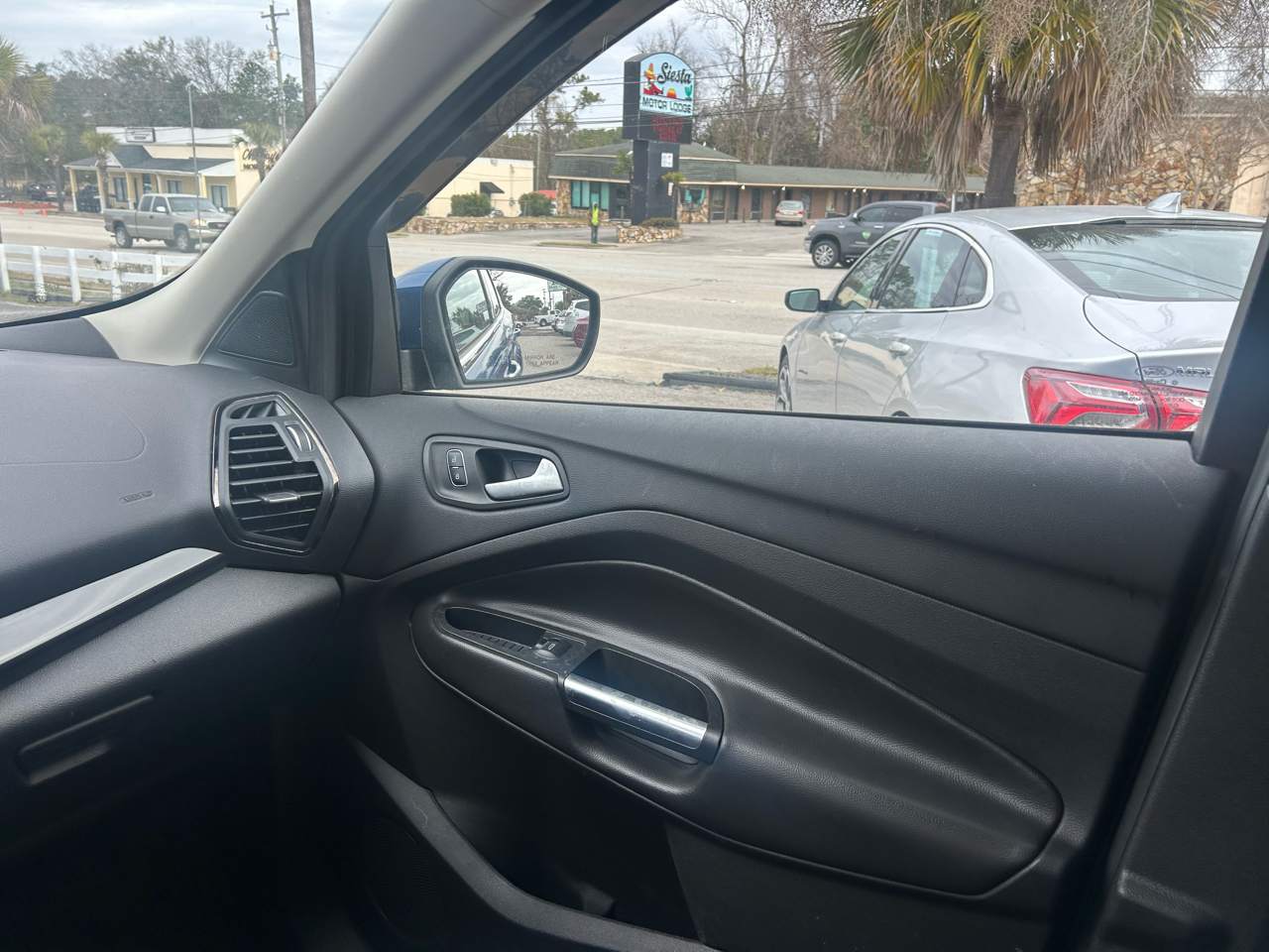 Ford Escape Titanium FWD 2017