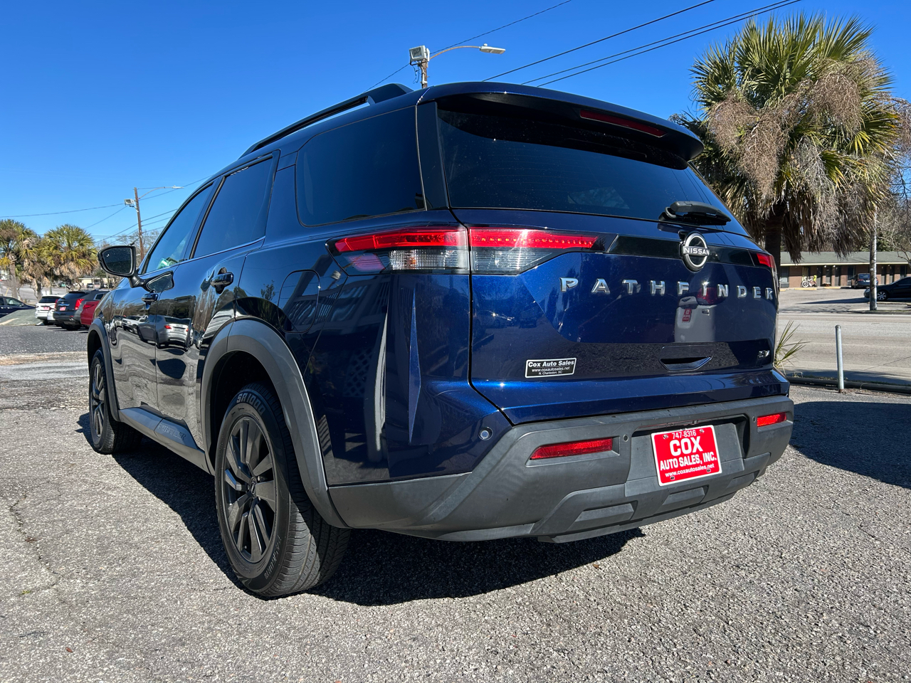 Nissan Pathfinder SV 2022