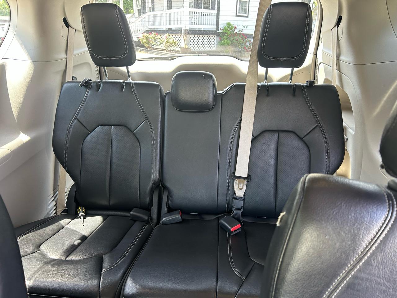 Chrysler Pacifica Touring-L 2022