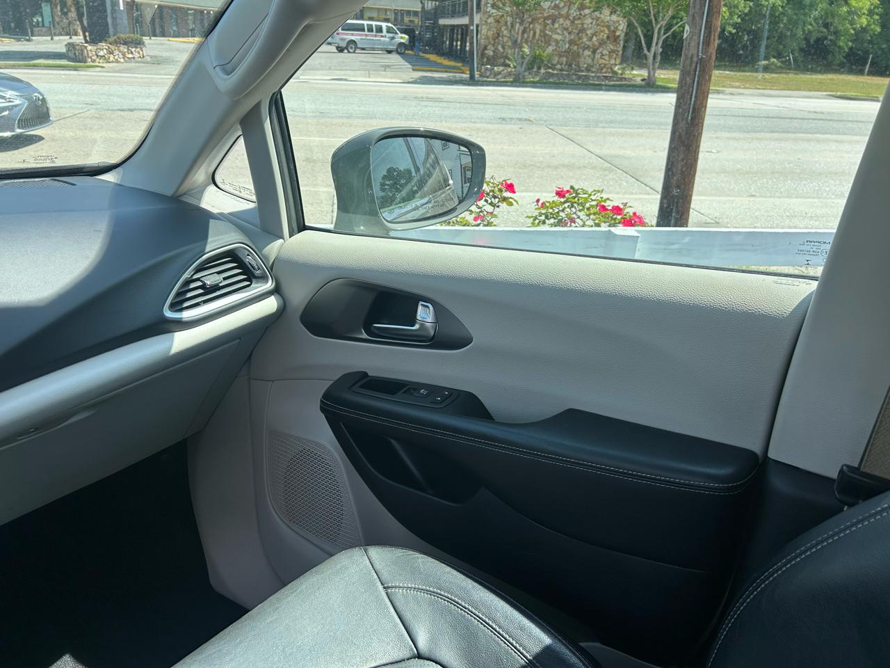 Chrysler Pacifica Touring-L 2022