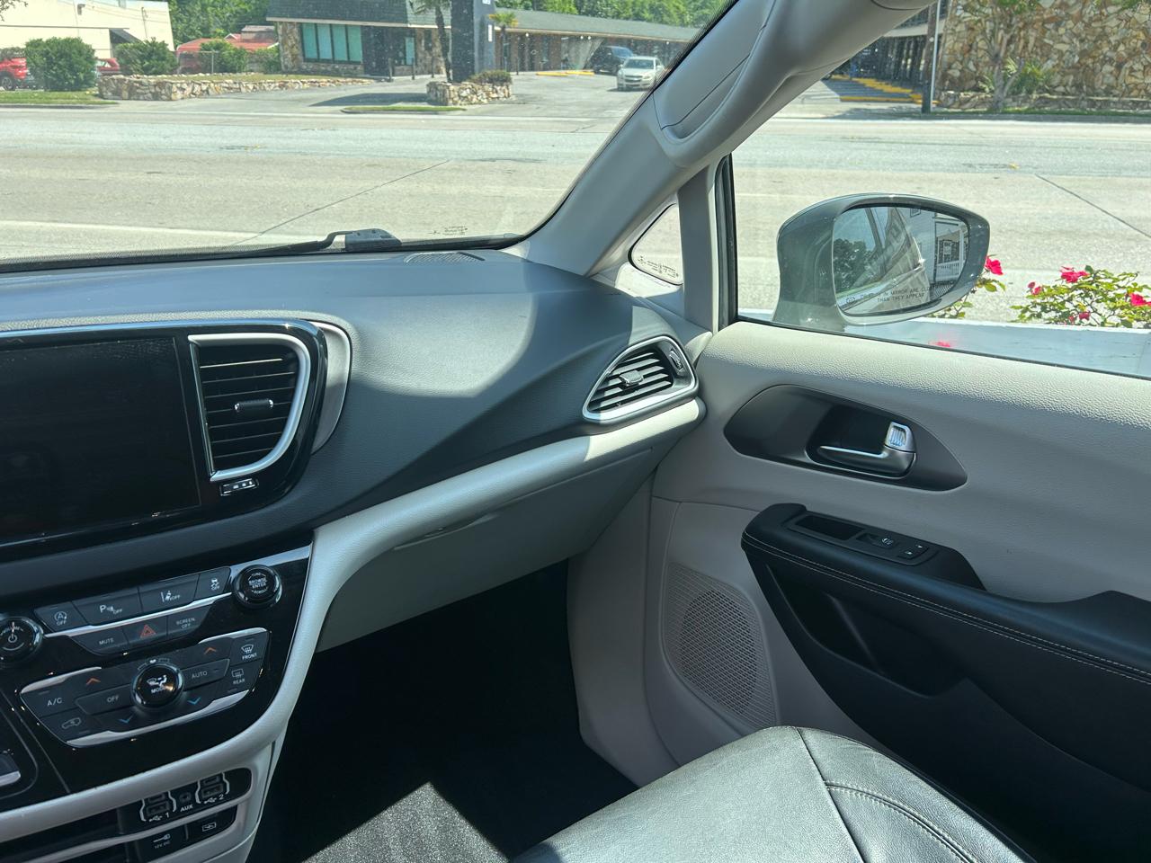 Chrysler Pacifica Touring-L 2022