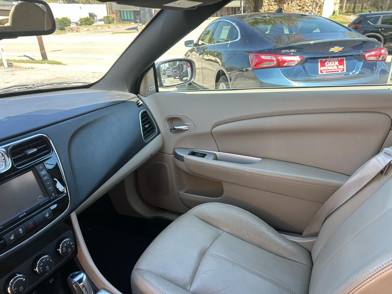 Chrysler 200 Limited Convertible 2012