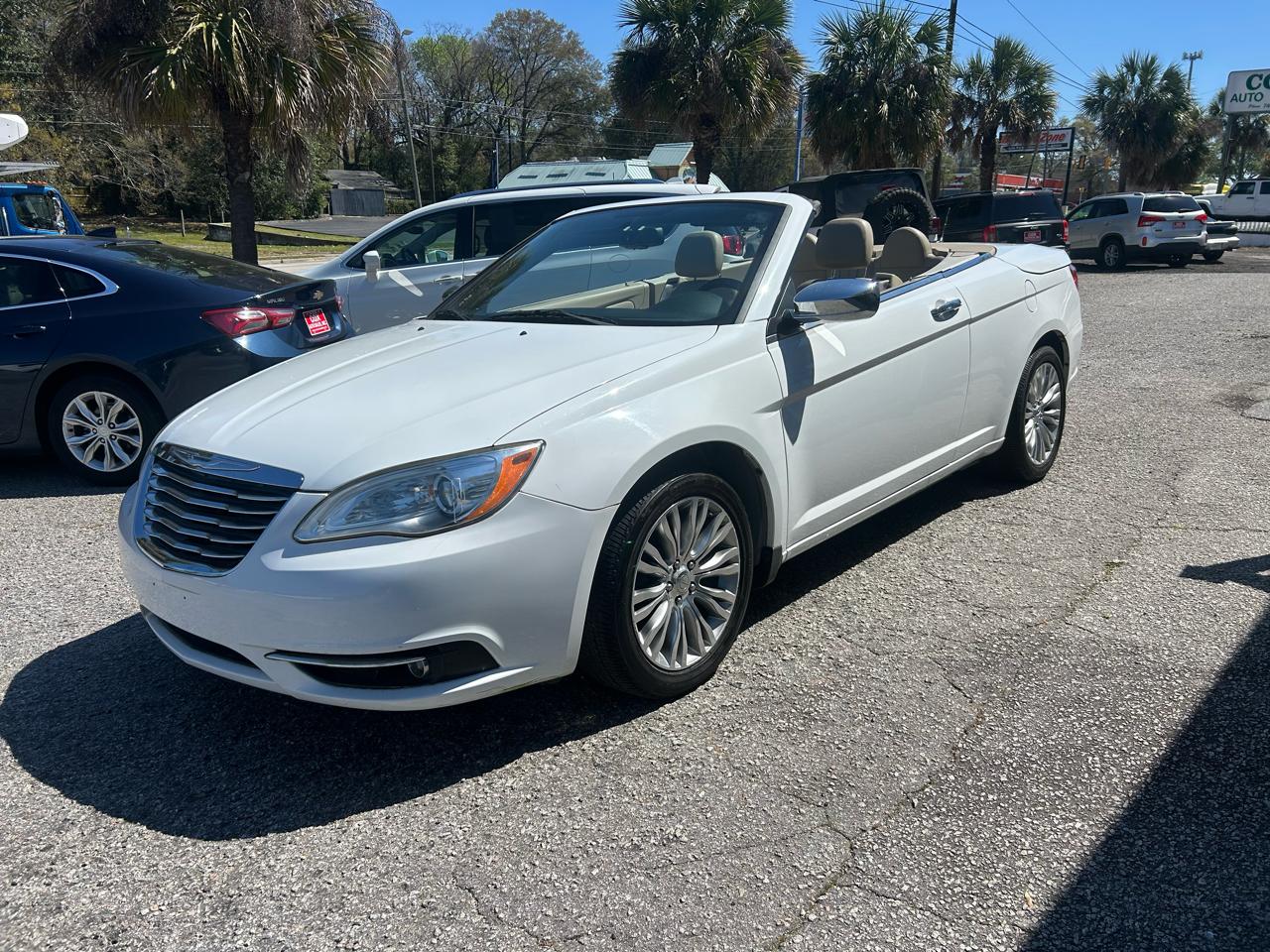 Chrysler 200 Limited Convertible 2012