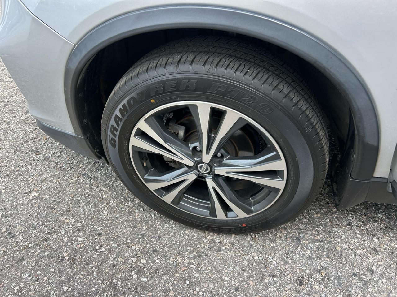 Nissan Rogue SV AWD 2018