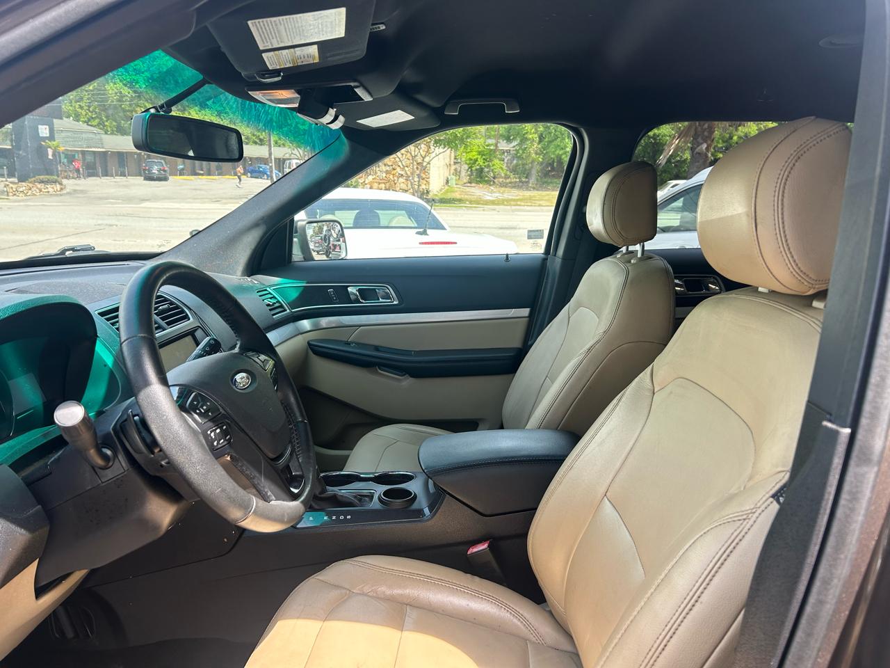 Ford Explorer XLT FWD 2016