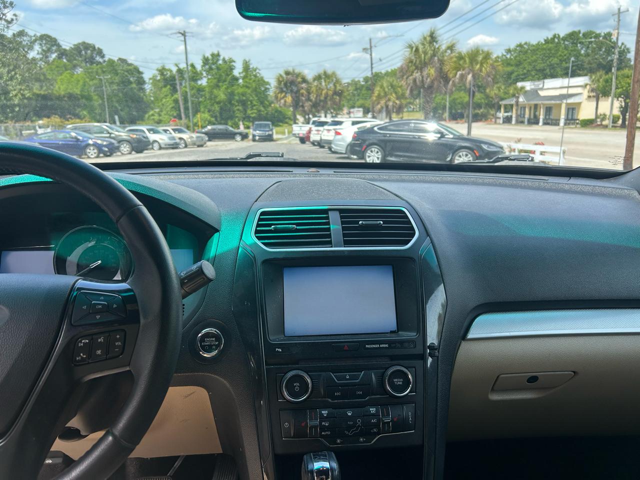 Ford Explorer XLT FWD 2016