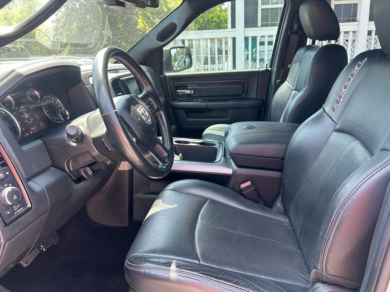 RAM 1500 Rebel Crew Cab SWB 4WD 2018