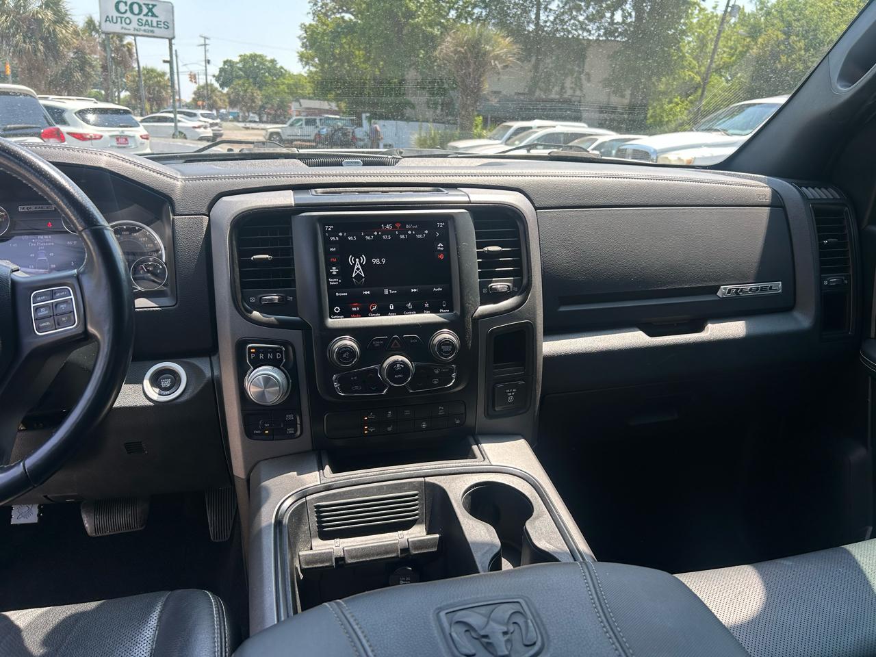 RAM 1500 Rebel Crew Cab SWB 4WD 2018