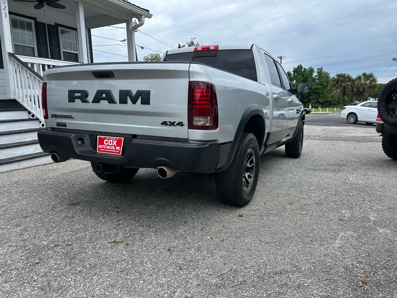 RAM 1500 Rebel Crew Cab SWB 4WD 2018