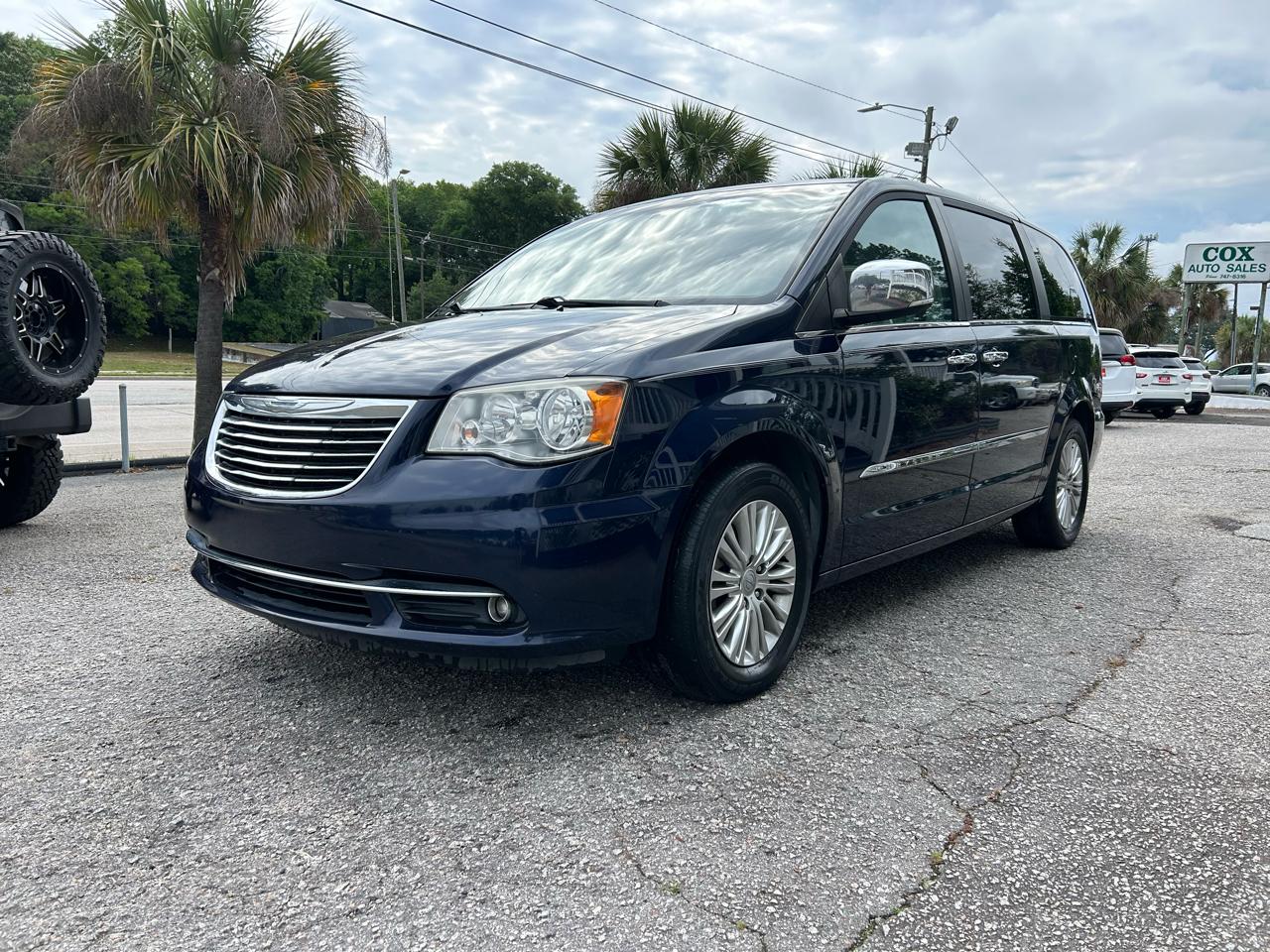 Chrysler Town & Country Touring-L 2015