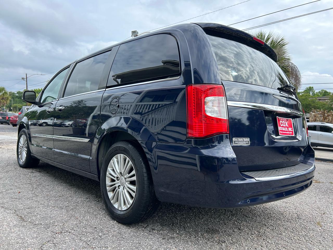 Chrysler Town & Country Touring-L 2015