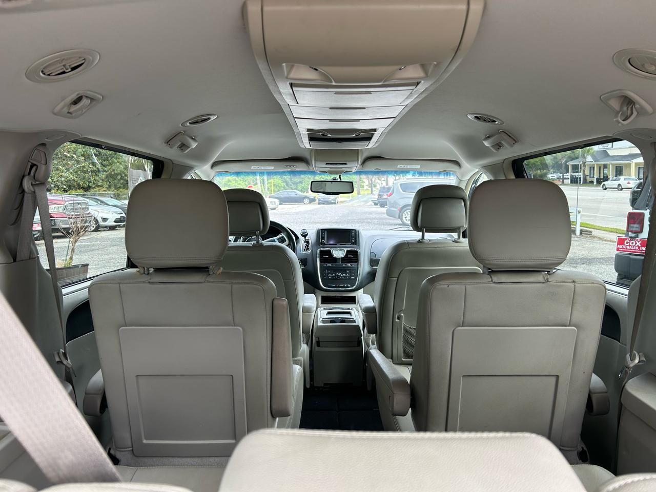 Chrysler Town & Country Touring-L 2015