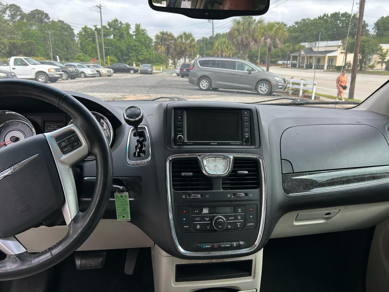 Chrysler Town & Country Touring-L 2015