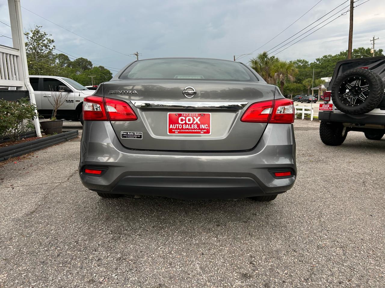 Nissan Sentra 1.8 S 2017
