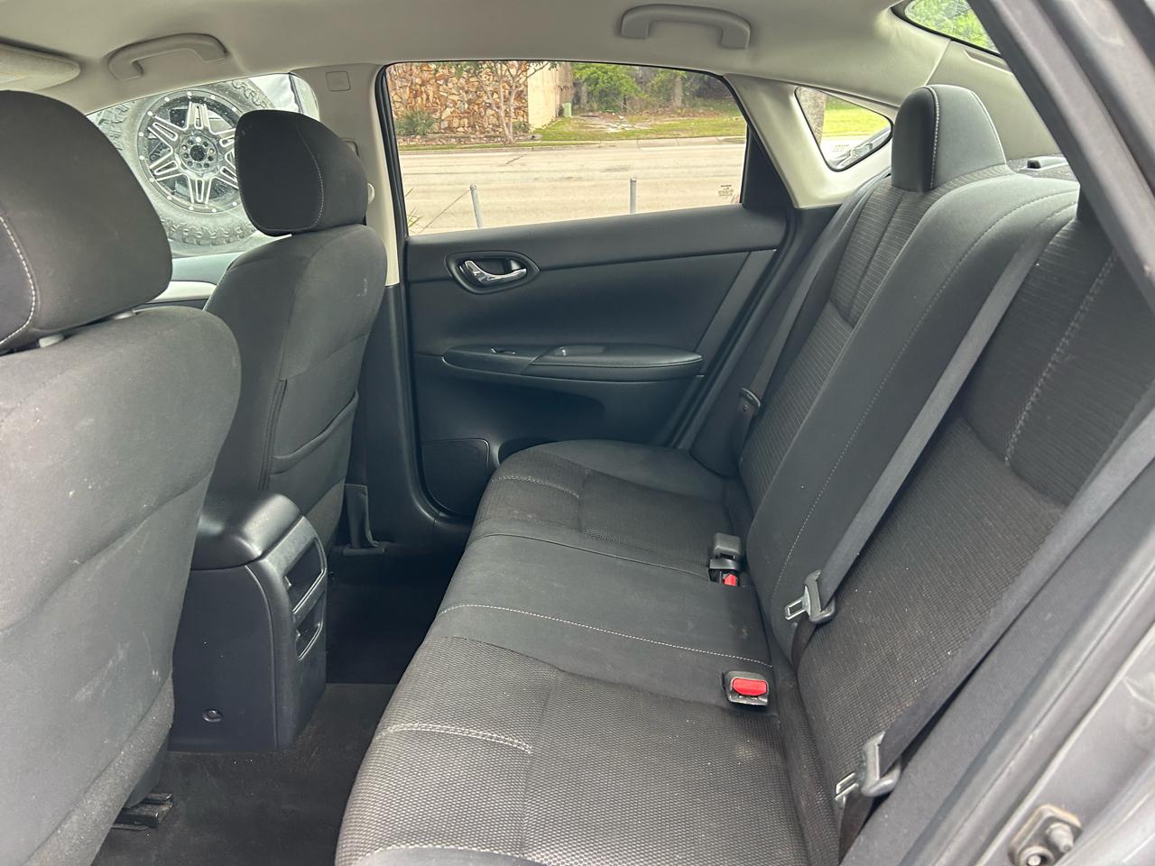 Nissan Sentra 1.8 S 2017
