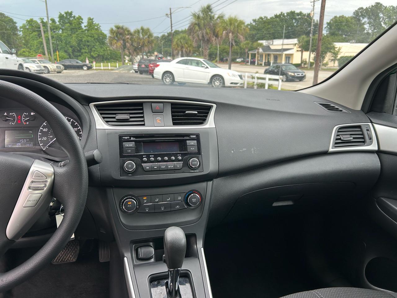 Nissan Sentra 1.8 S 2017