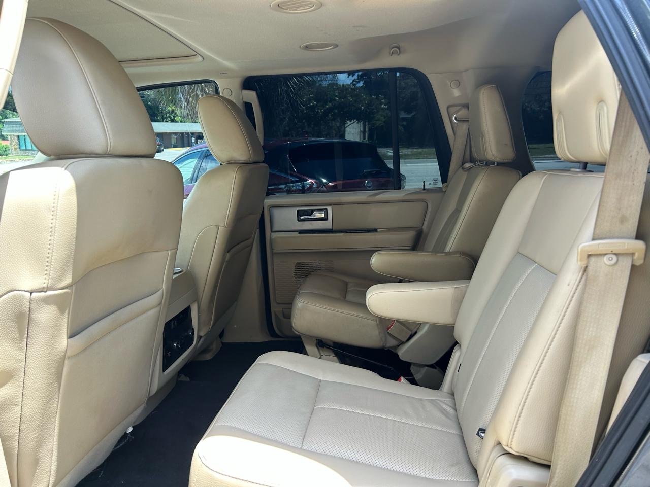 Ford Expedition Limited 2WD 2017