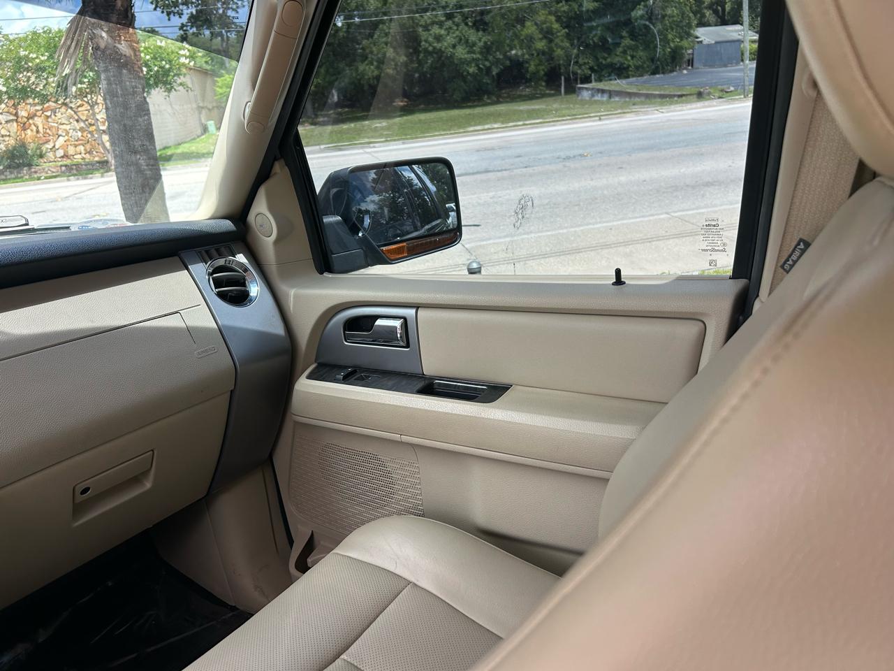Ford Expedition Limited 2WD 2017