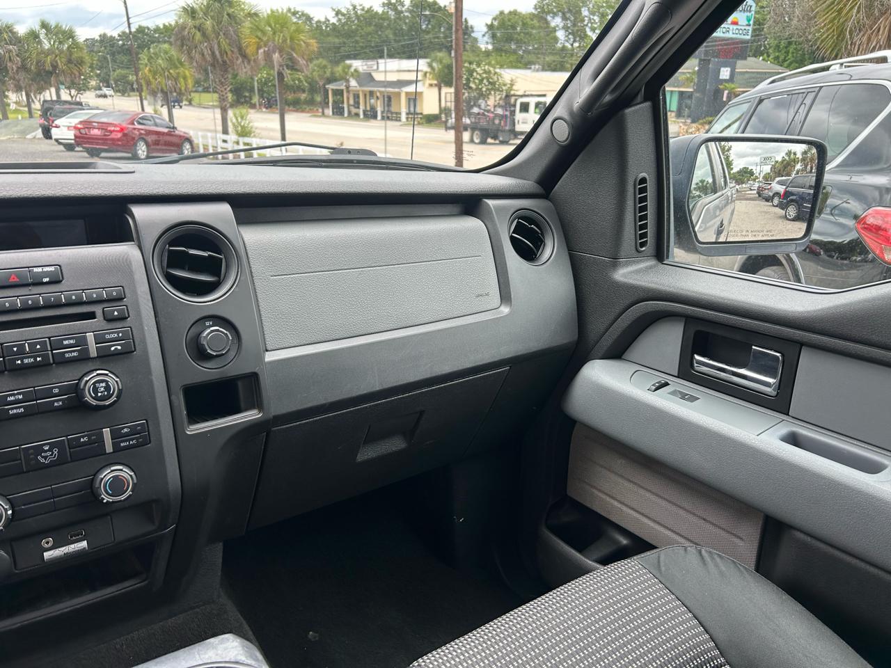 Ford F-150 2WD SuperCab 145" STX 2014