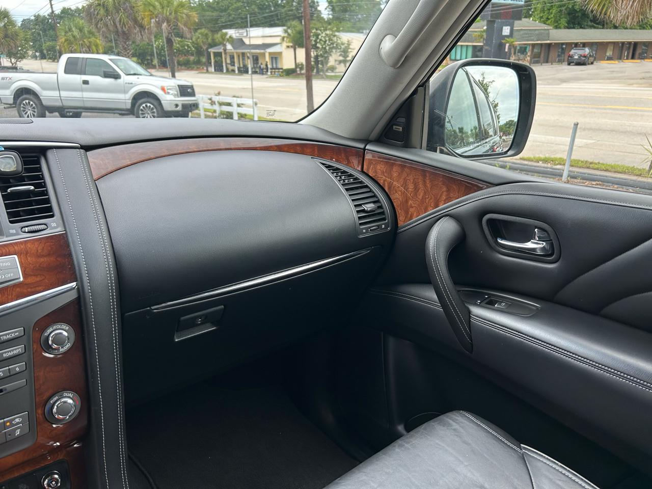 Infiniti QX80 2WD 2017