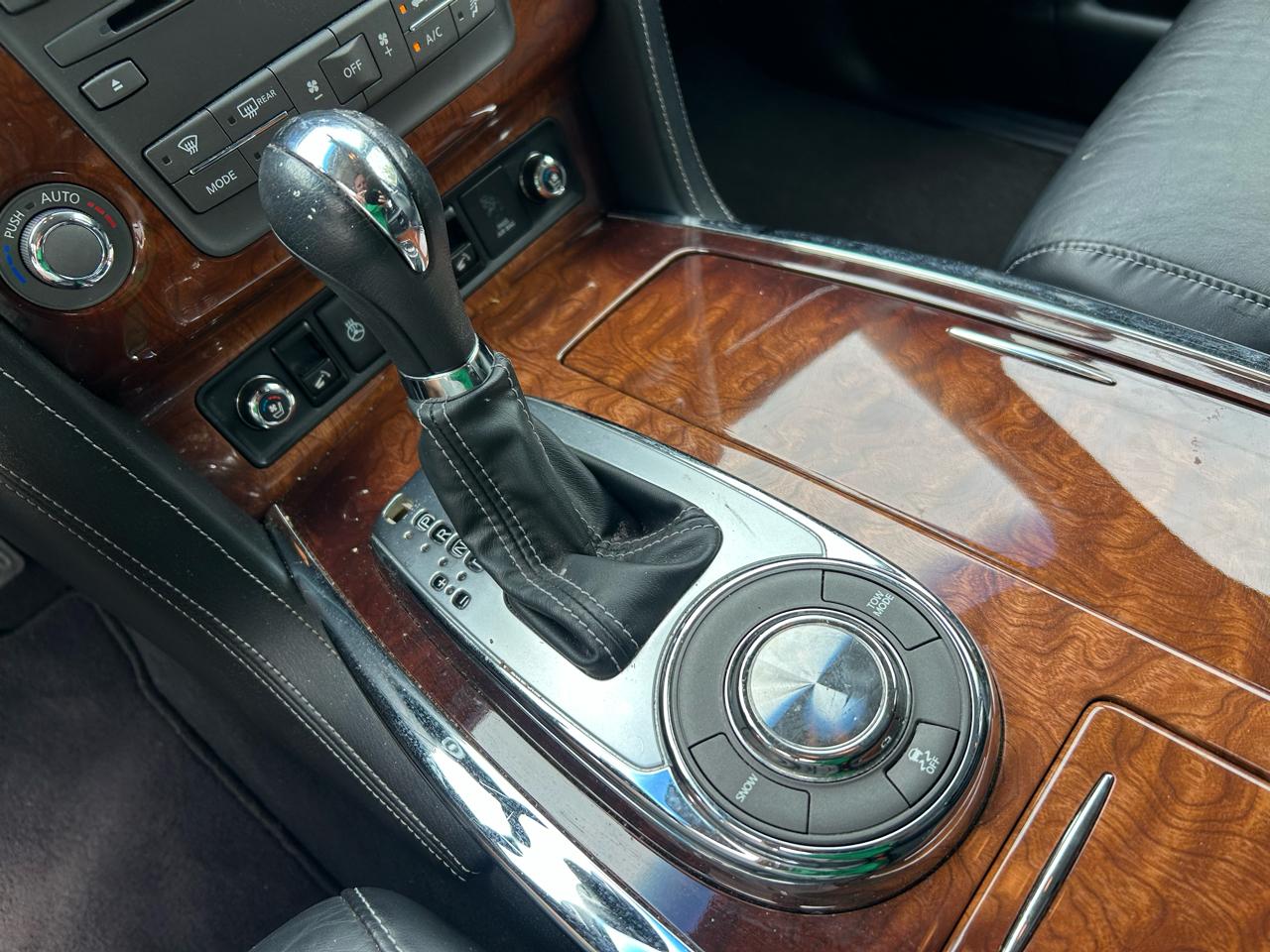 Infiniti QX80 2WD 2017