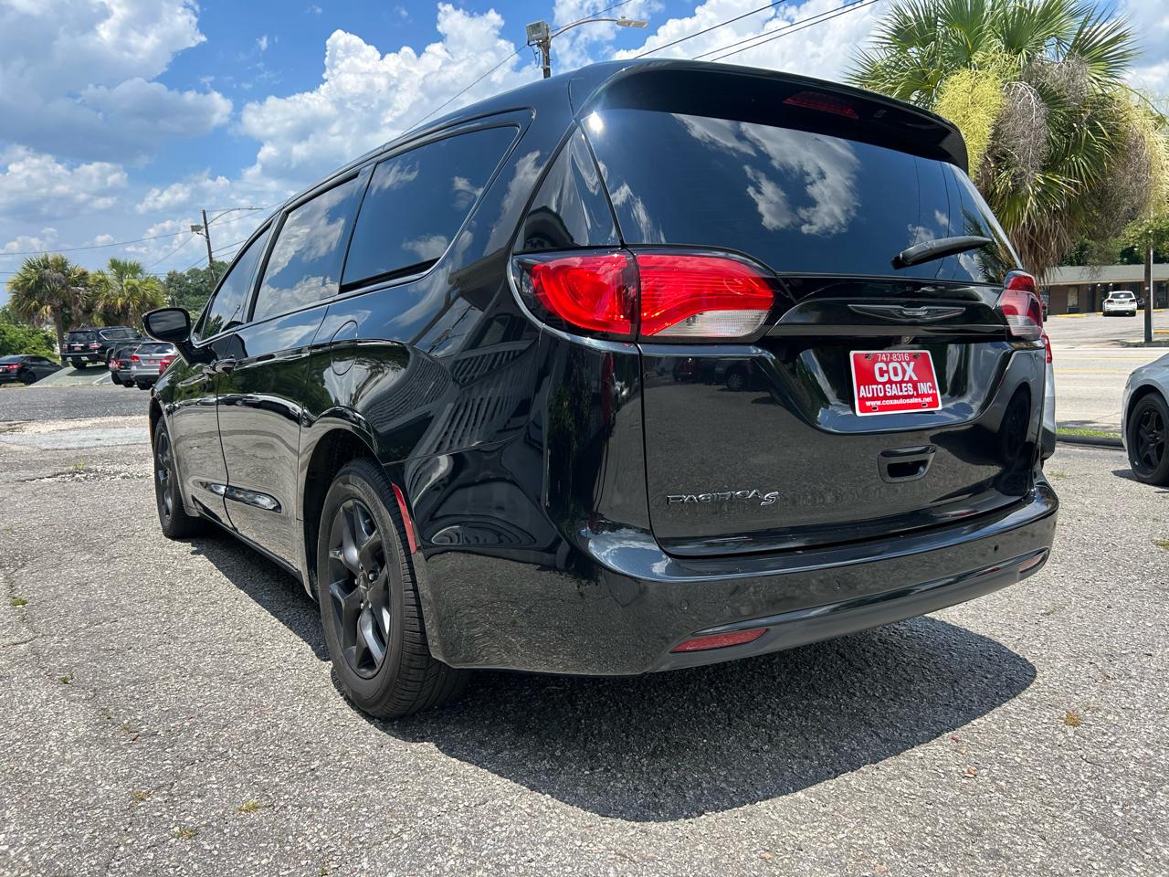 Chrysler Pacifica Touring Plus 2020