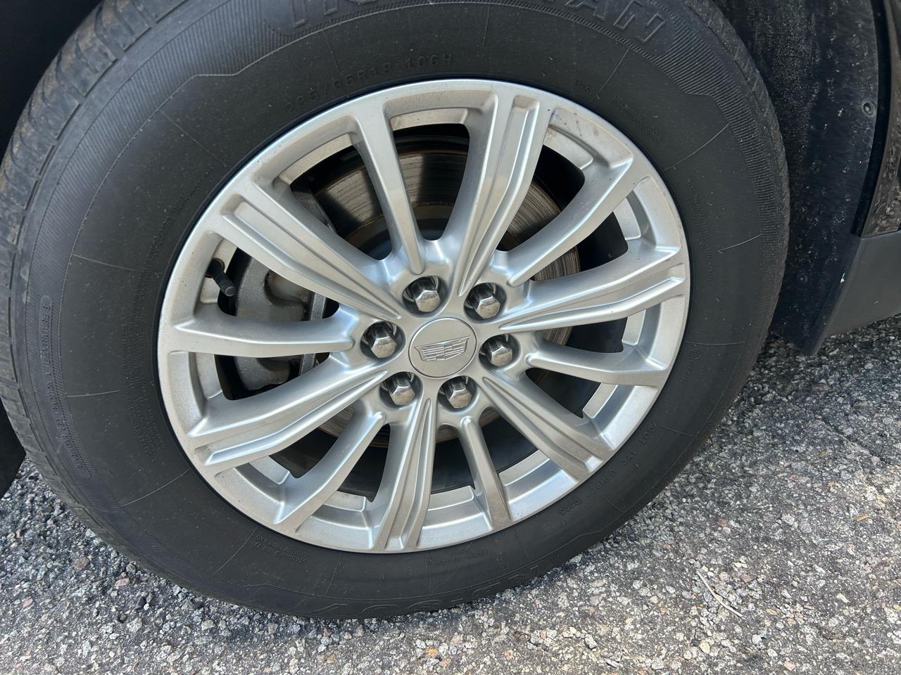 Cadillac XT5 Base 2018