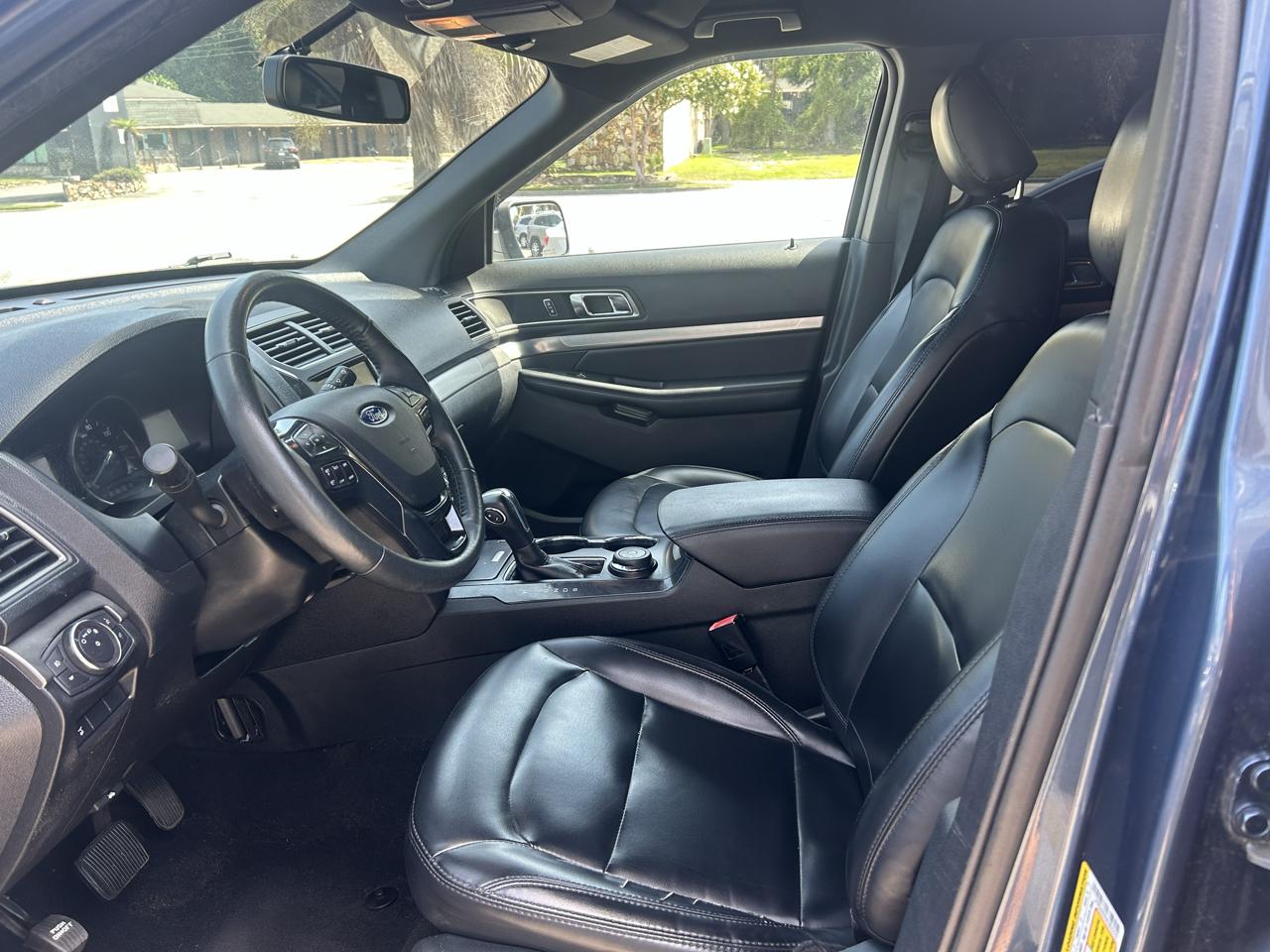 Ford Explorer XLT 4WD 2019