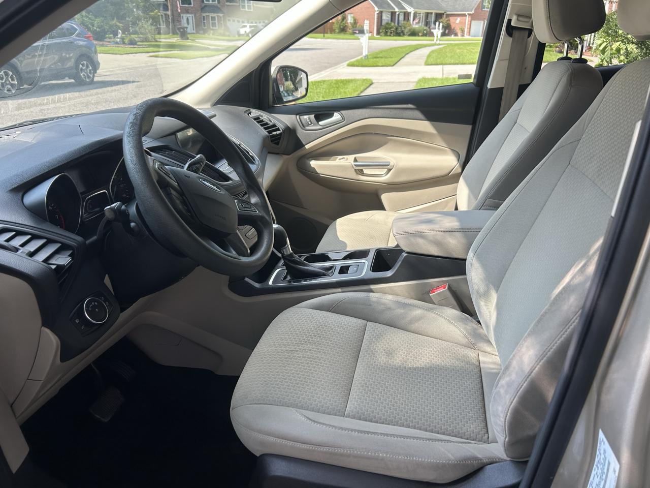Ford Escape SE FWD 2017