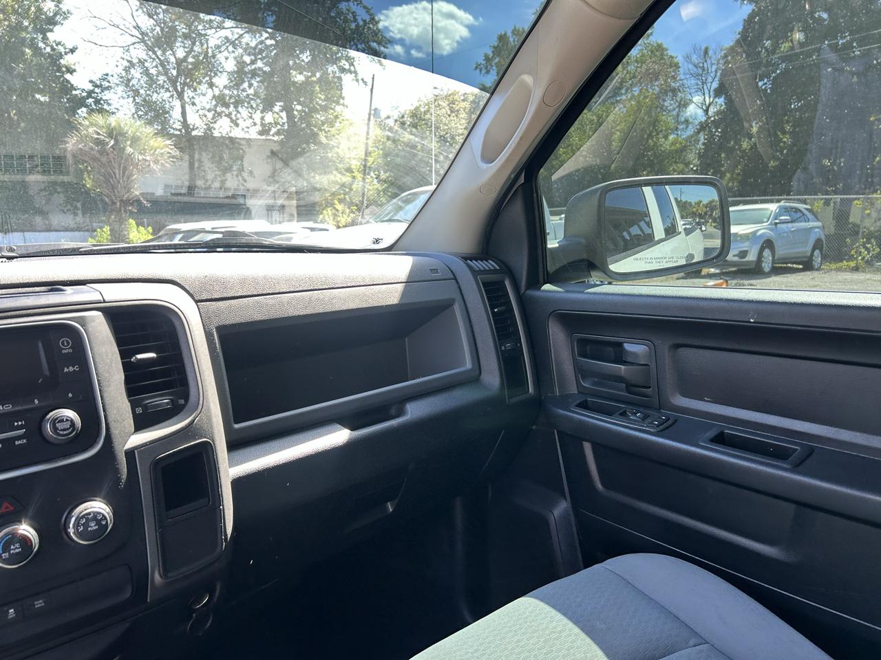 RAM 1500 Tradesman Quad Cab 2WD 2013