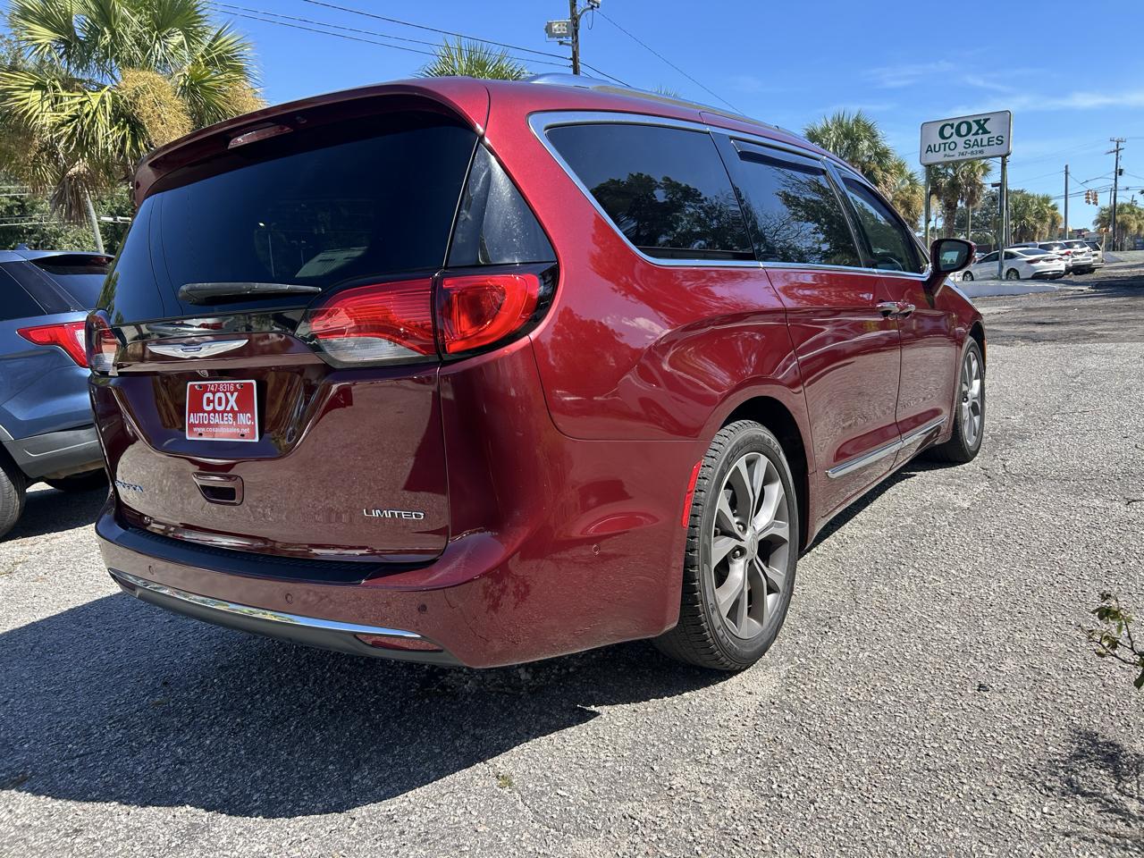 Chrysler Pacifica Limited 2018